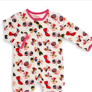 Magnetic Me onsie size 0-3M